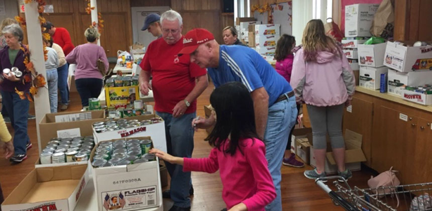 A photo showing the Morse Insurance team at Bridgewater Food Pantry